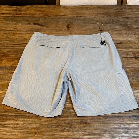 O'Neill Light Gray Hybrid Shorts - Picture 5 of 9